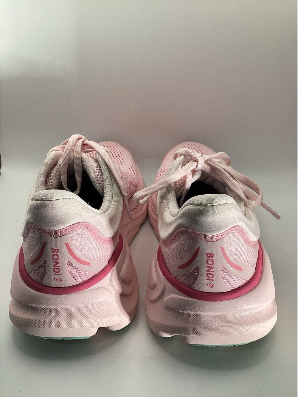 Hoka One One Bondi 9 Women's Size 7 Rose Tea Petal Running Shoes 1162012 - Picture 4 of 6